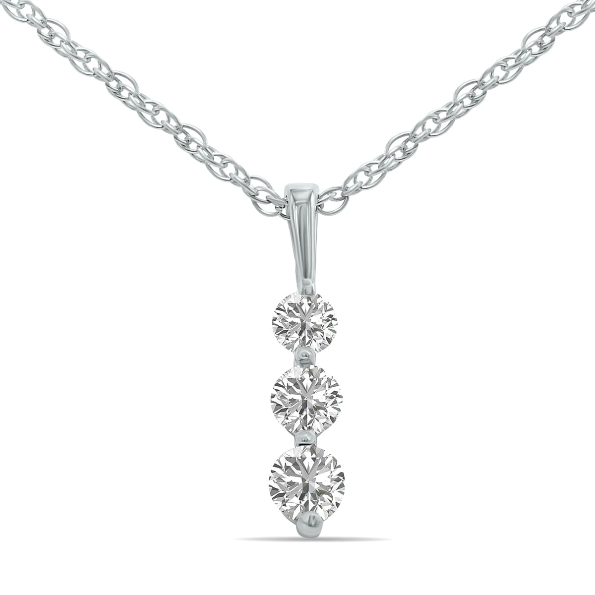 1/7 Carat TW Past Present Future Three Stone Lab Grown Diamond Necklace in.925 Sterling Silver (Diamond Color F-G, Clarity VS1-VS2)